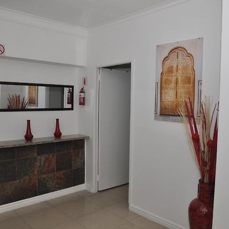 קייפטאון Surrey B&B מראה חיצוני תמונה
