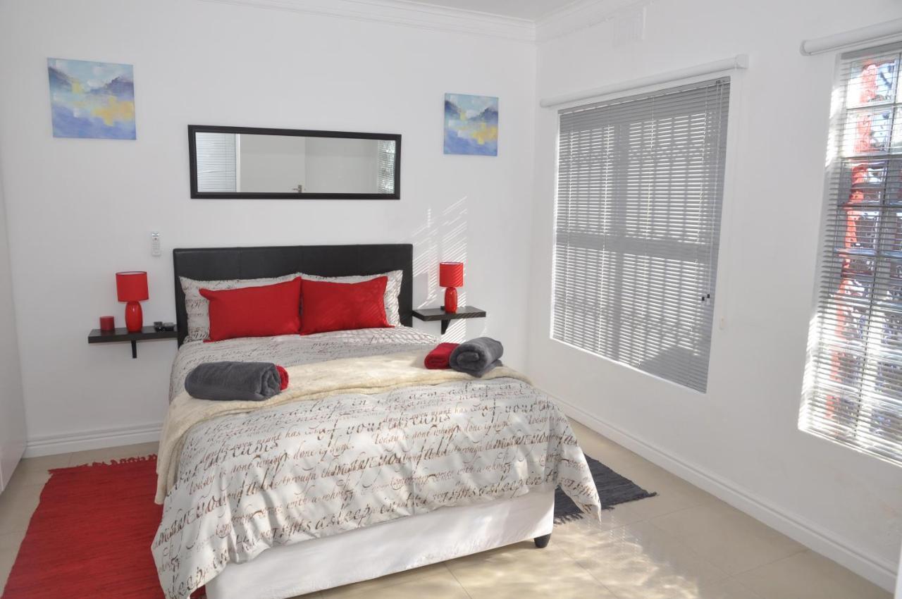קייפטאון Surrey B&B מראה חיצוני תמונה
