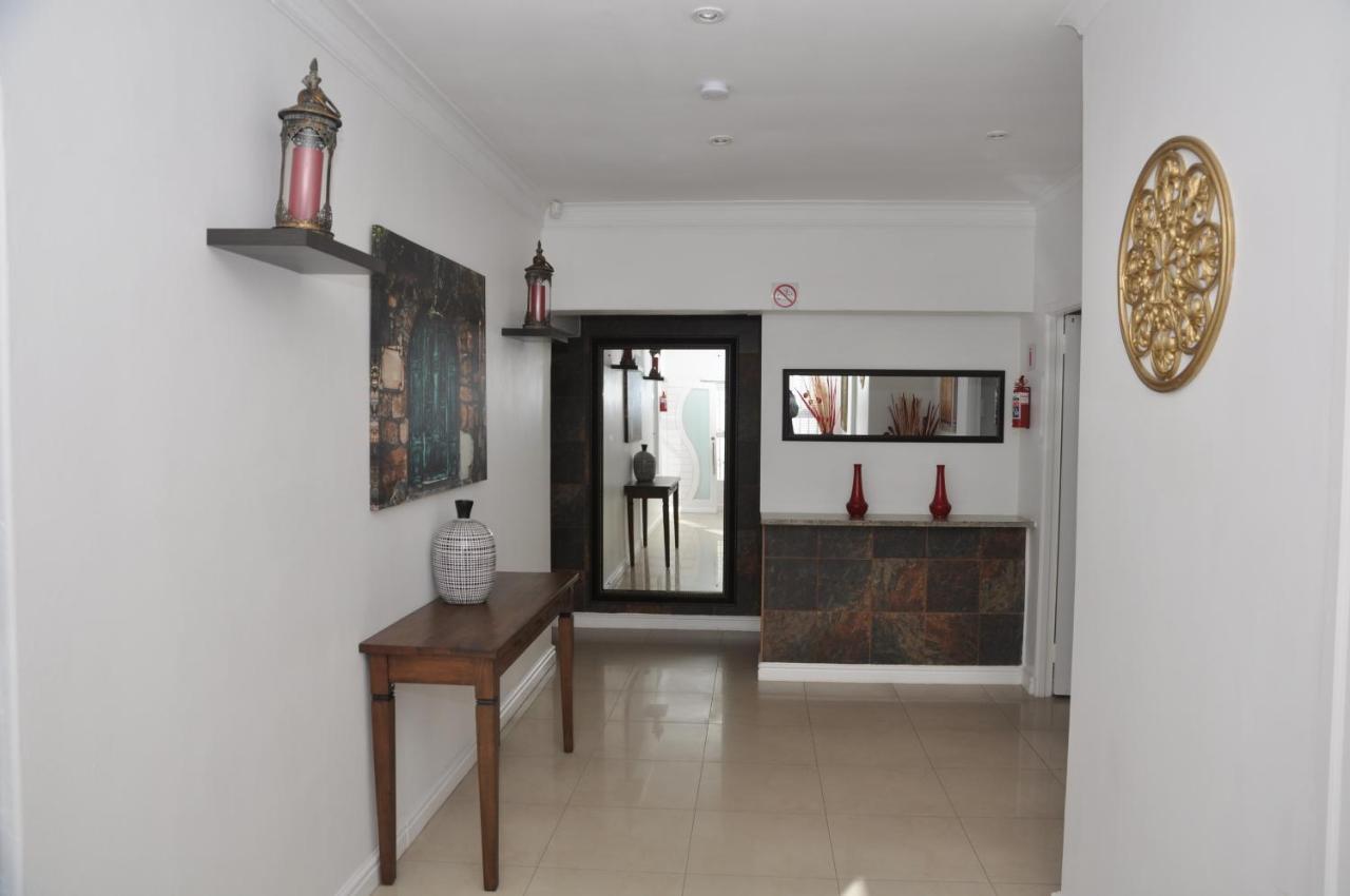 קייפטאון Surrey B&B מראה חיצוני תמונה