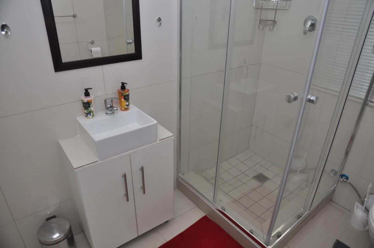 קייפטאון Surrey B&B מראה חיצוני תמונה